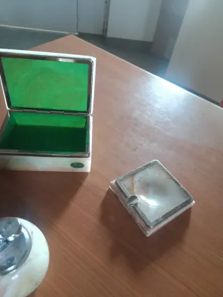 Set da tavolo in onice