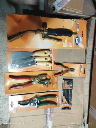 Lote Herramientas GTG: Soplete, Espátulas, Alicate