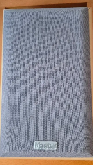 Magnat Motion 110 + 210 Altavoces