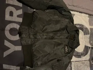 Cazadora Bomber Alpha Industries Talla XL