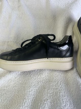 Nero Giardini Sneakers Donna Nere