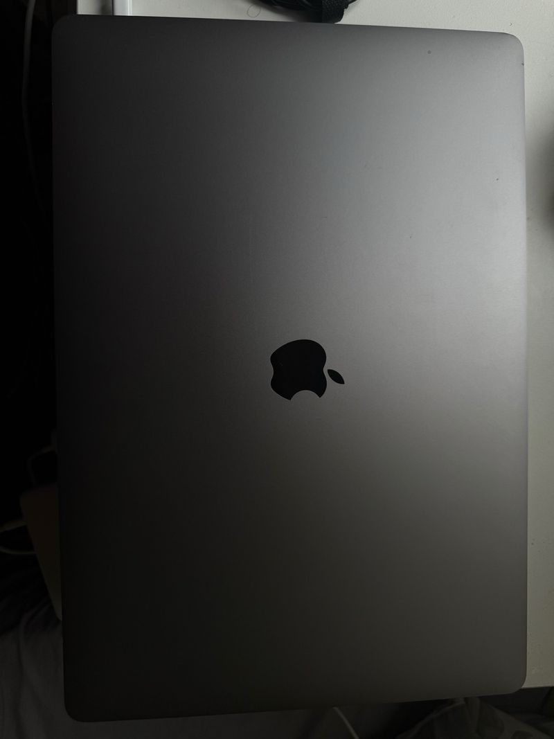 MacBook Pro 16 2019 Gris Espacial