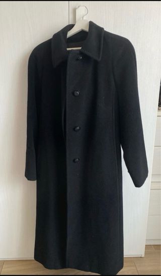 Cappotto nero lungo