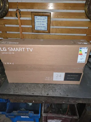 LG SMART TV 24 24TQ510S-W