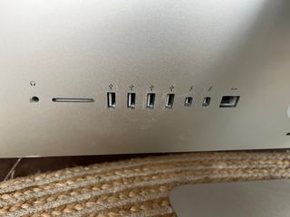 iMac 21.5 Mediados 2014