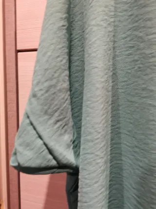 Blusa verde con nudo nr 131