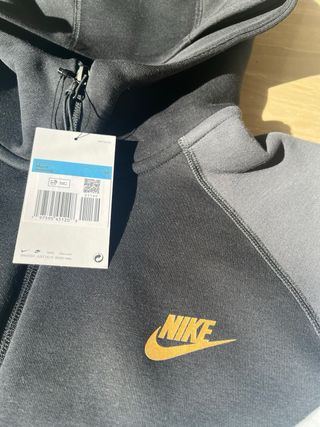 Sudadera Nike Tech Fleece