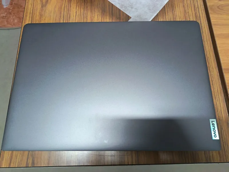 Ordenador portátil Lenovo V17 afbeelding 2