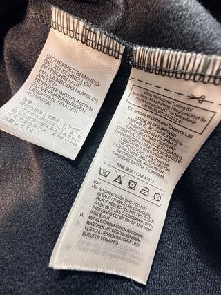 Chaqueta Adidas Negra y Gris