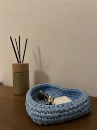 Portaoggetti cuore uncinetto fatto a mano