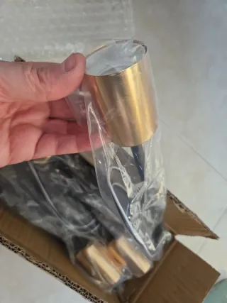 Lámpara Techo Diseño Minimalista Negro y Dorado