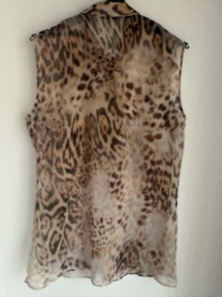 Blusa Guess Leopardo Talla M