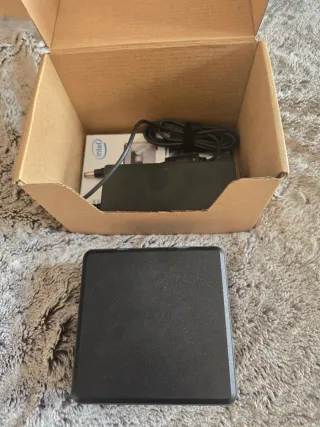 Intel NUC8 Pro i7 7ª Gen (No Funciona)