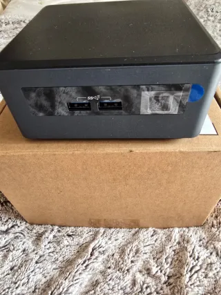 Intel NUC8 Pro i7 7ª Gen (No Funciona)