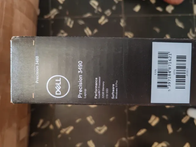 Dell Precision 3490 i7 32GB 1TB SSD.