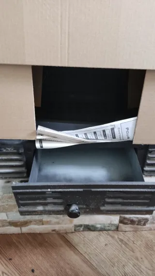 Chimenea de leña sin estrenar