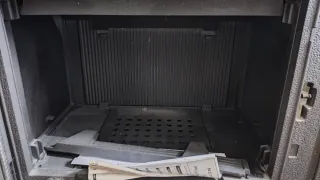 Chimenea de leña sin estrenar