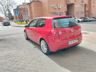 Volkswagen Golf GT 2.0 170 cv