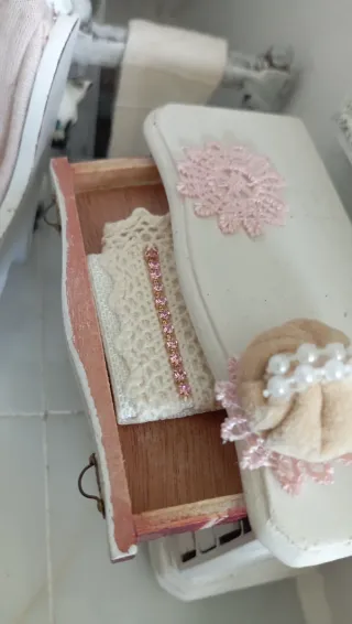 Camicia Vittoriana 1:12 Pizzo e Strass Rosa