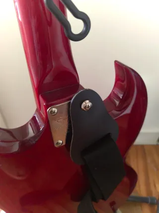 Kit Bajo Epiphone EB0 + Amplificador + accesorios