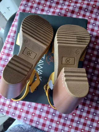 Sandalias Chattawak Amarillas