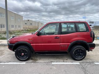 Nissan Terrano II 1998
