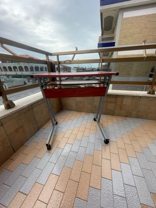 Scrivania con ruote legno e metallo