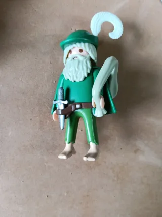 Playmobil figura verde con espada