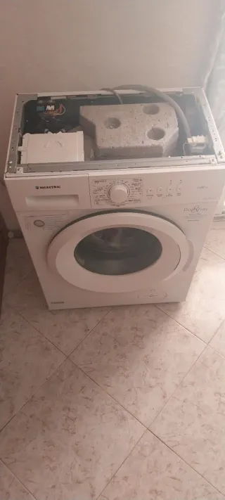 Lavadora MILECTRA LV-814 casi nueva