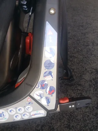 Silla de coche negra