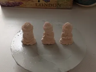 3 Budas Pequeños Yeso Cerámico, medidas 6x4 cm