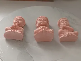 3 Budas Pequeños Yeso Cerámico, medidas 6x4 cm