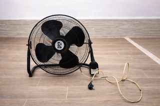 Ventilador negro