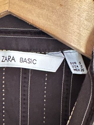 Camisa de rayas marrón