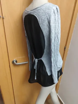 Camiseta gris manga larga