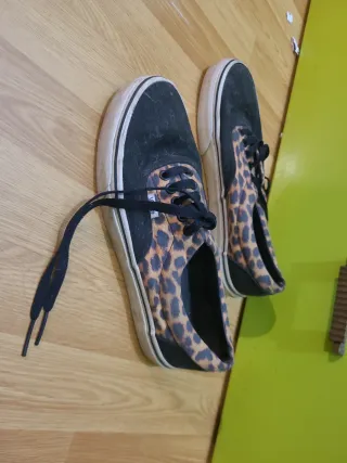 Zapatos Vans con estampado de leopardo