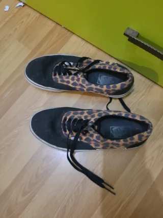 Zapatos Vans con estampado de leopardo