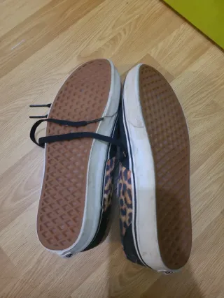 Zapatos Vans con estampado de leopardo