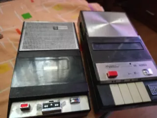 Lote 2 Grabadoras Antiguas