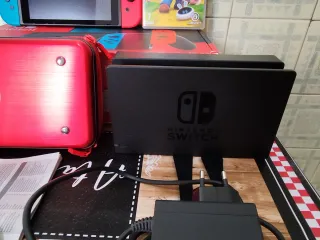 Nintendo Switch + Mario Rabbids +Custodia+SD 128gb