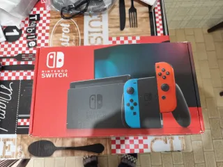 Nintendo Switch + Mario Rabbids +Custodia+SD 128gb