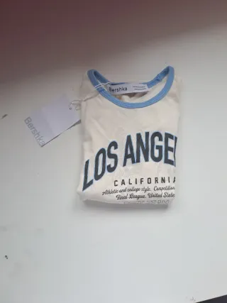 Camiseta Bershka Los Angeles Talla XS
