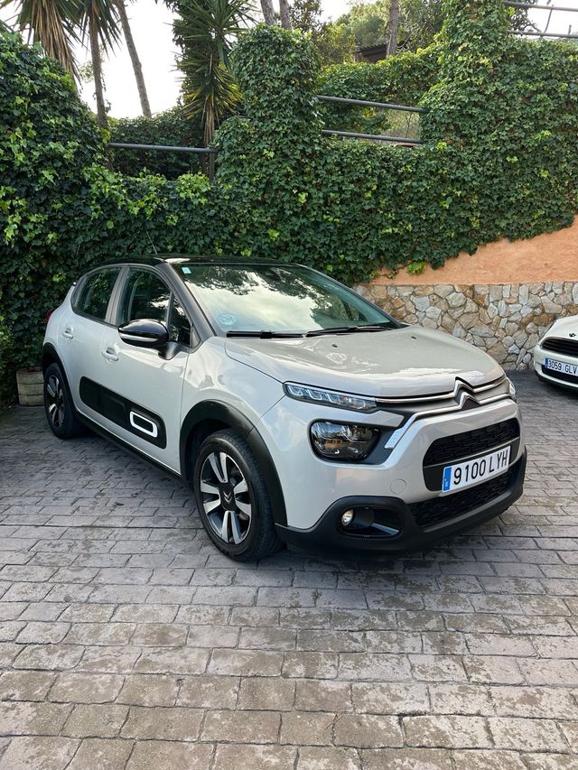 Citroen C3 2023 solo 88.000 km Pegatina C