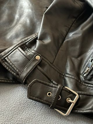 Chaqueta cuero Zara negra