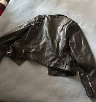 Chaqueta cuero Zara negra