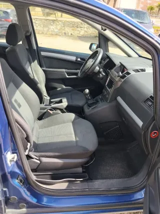 Opel Zafira 2005