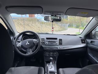 Mitsubishi Lancer 2011