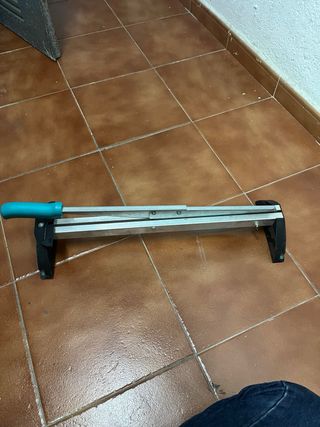 Guillotina para suelos laminados
