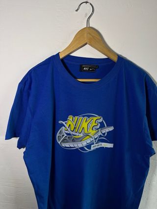 Conjunto Nike Camiseta Azul y Pantalón Corto