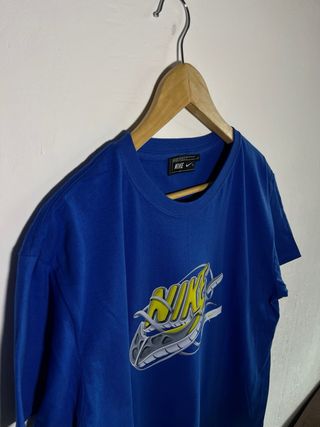 Conjunto Nike Camiseta Azul y Pantalón Corto